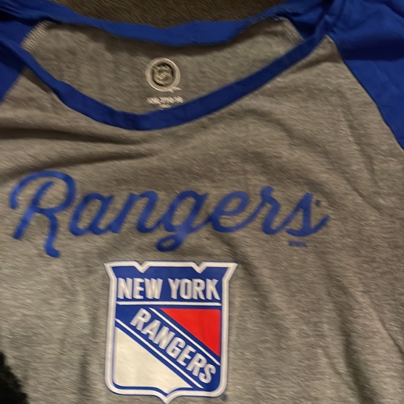 New York Rangers (officially licensed) shirt, and hats… Offering discounted ship - Picture 2 of 3